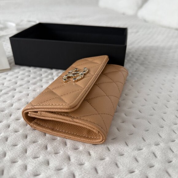 CHANEL AUTHENTIC FLAP CARDHOLDER WITH RECEIPT - Picture 5 of 10